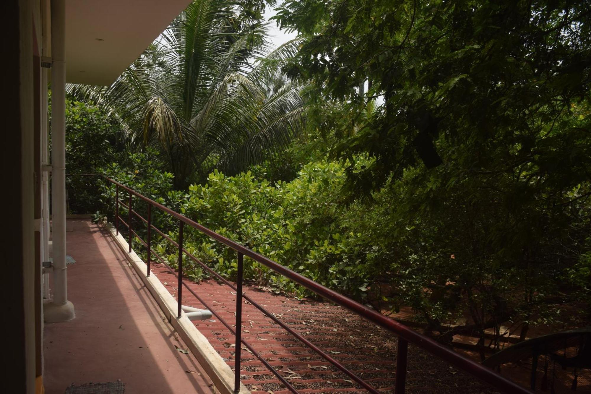 Hotel Travellers Crib Auroville Esterno foto